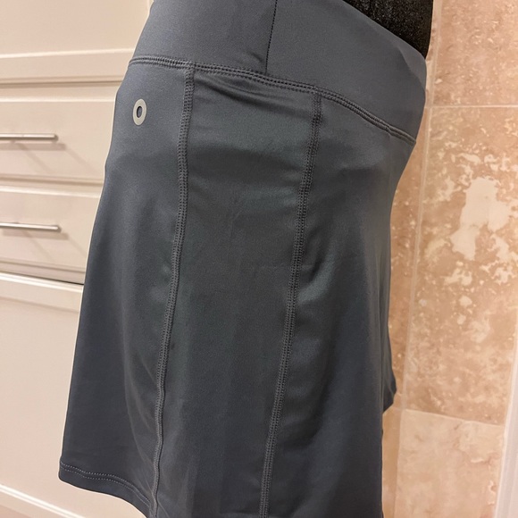 Tennis/pickleball skirt. Gray. XS. New with tag. - Picture 3 of 5